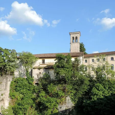 Apartment Il Giardino Segreto-5 By Interhome